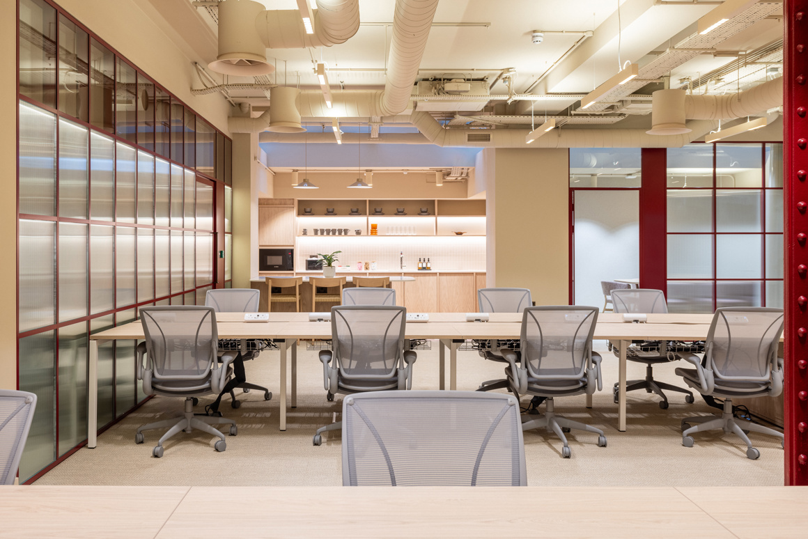 19 wells lower ground floor office