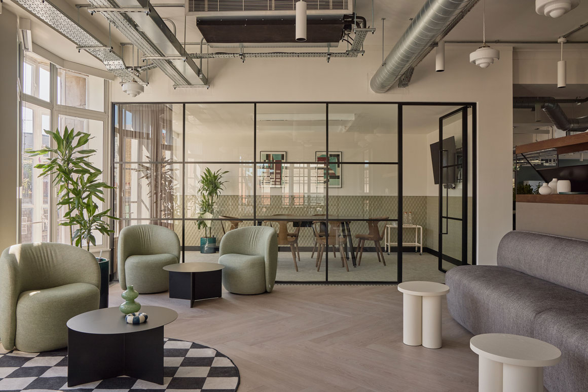 141 wardour breakout